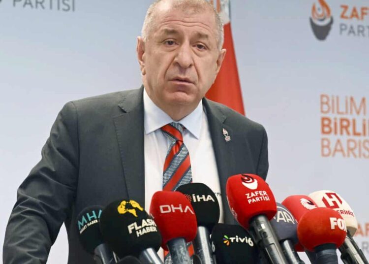 Cumhur İttifakı’na destek karşılığı AK Parti’den bakanlık istediğini doğruladı 1 Cumhur İttifakı’na destek karşılığı AK Parti’den bakanlık istediğini doğruladı