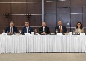 Patronlar Şimşek’ten makroekonomik istikrar ve yapısal reform istedi