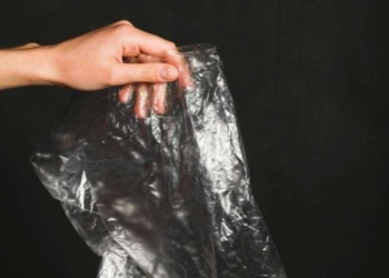 Gaziantep’te bir firma, işçilerine bayram ikramiyesi olarak boş poşet dağıttı