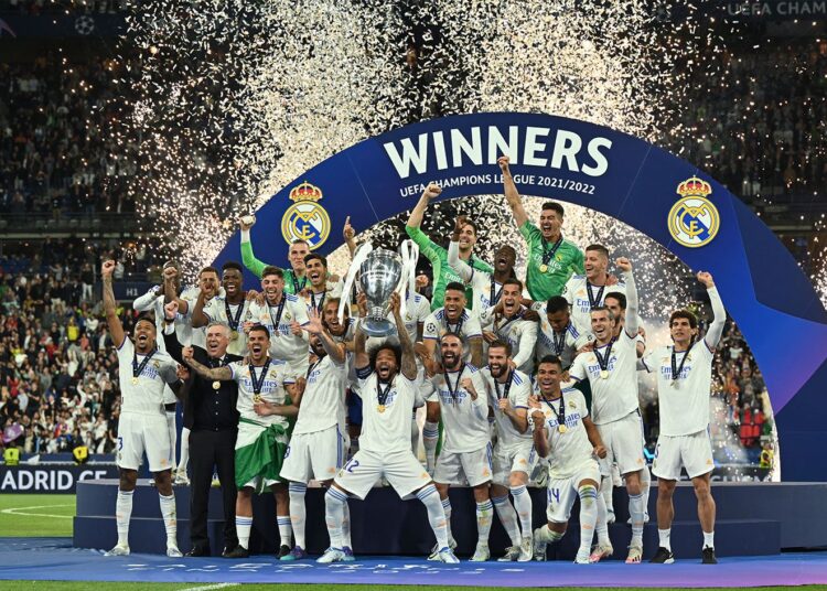 Dünyanın en zengin takımı Real Madrid 1 Dünyanın en zengin takımı Real Madrid