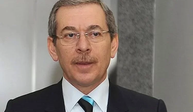 Aday gösterilmeyince CHP’den istifa eden Abdüllatif Şener, Kılıçdaroğlu’na oy da vermemiş 1 Aday gösterilmeyince CHP’den istifa eden Abdüllatif Şener, Kılıçdaroğlu’na oy da vermemiş