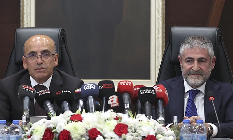 Mehmet Şimşek ekonomide neden bir enkaz devralıyor? 1 Mehmet Şimşek ekonomide neden bir enkaz devralıyor?