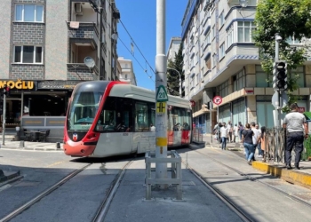 İstanbul’da tramvay raydan çıktı