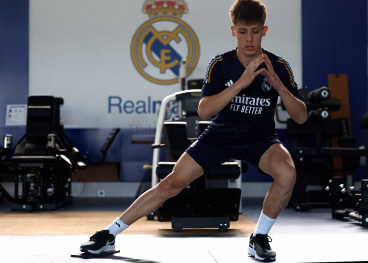 Arda Güler’in şansızlığı: Sahalara dönmesi ayları bulabilir