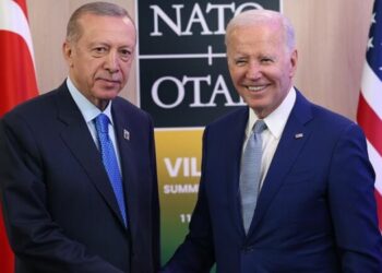 Pulitzer ödüllü gazetecinin iddiası: Biden, İsveç’in NATO üyeliğine karşılık IMF kredisi teklif etti 1 Pulitzer ödüllü gazetecinin iddiası: Biden, İsveç’in NATO üyeliğine karşılık IMF kredisi teklif etti