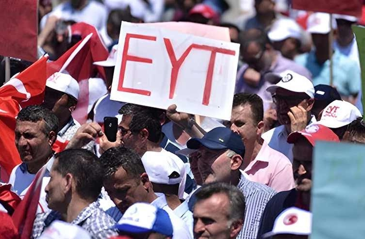 Her 100 EYT’liden 40’ı çalışmaya devam ediyor