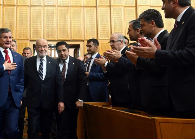 Saadet Partisi ve Gelecek Partisi, ilk ortak grup toplantısını yaptı 1 Saadet Partisi ve Gelecek Partisi, ilk ortak grup toplantısını yaptı