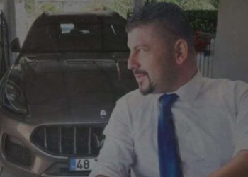 Maseratili polis eşinin ‘çay satarak kazandık’ açıklaması yalan çıktı