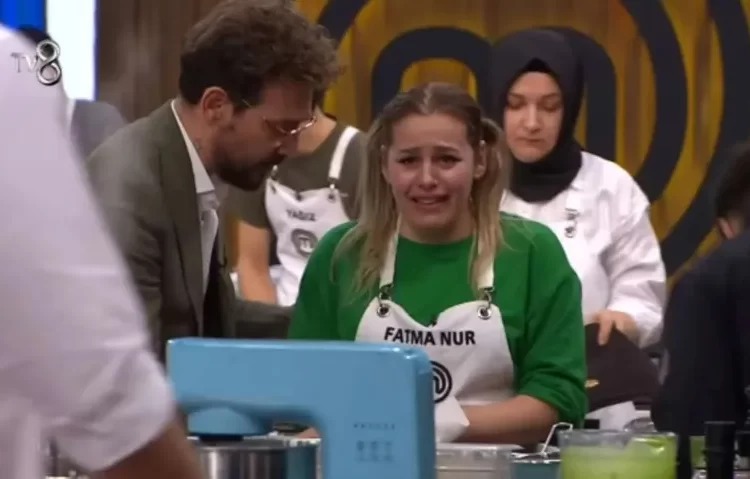 MasterChef All Star'da kaza: Kanlar içinde yarıştı 1 MasterChef All Star’da kaza: Kanlar içinde yarıştı