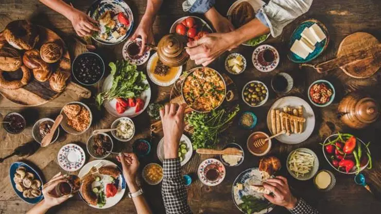 Dünyanın en obur ülkeleri sıralandı: Türkiye ilk 10’da 1 Dünyanın en obur ülkeleri sıralandı: Türkiye ilk 10’da