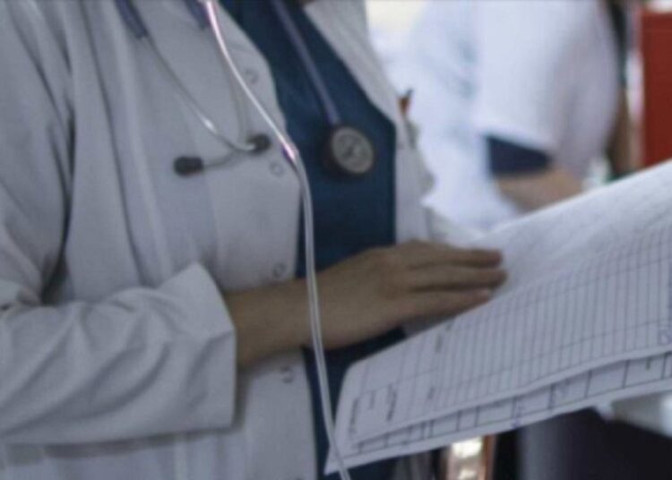 Sağlık emekçileri, Türkiye genelinde 2 gün iş bırakıyor 1 Sağlık emekçileri, Türkiye genelinde 2 gün iş bırakıyor