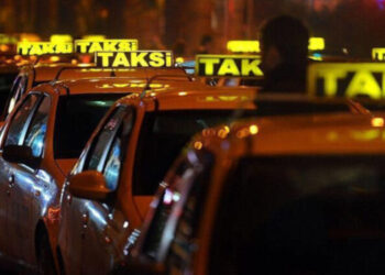 İstanbul'un taksi sorununa yeni çözüm: 1803 özel nitelikli araç geliyor 9 İstanbul’un taksi sorununa yeni çözüm: 1803 özel nitelikli araç geliyor