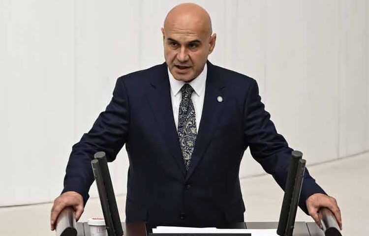 İYİ Partili Çömez’in annesi ve ablası da AK Parti’ye üye yapılmış