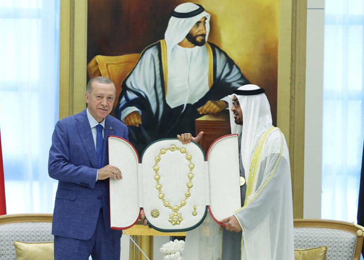 Birleşik Arap Emirlikleri’ne vergi istisnası Resmi Gazete’de