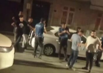 Sultangazi'de üvey babalarına baltayla saldırdılar... İğrenç iddia ortaya çıktı 8 Sultangazi’de üvey babalarına baltayla saldırdılar… İğrenç iddia ortaya çıktı