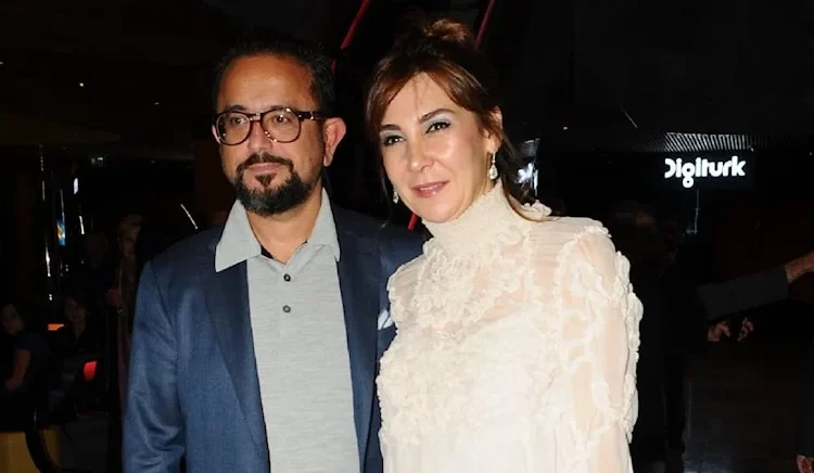 Ali Sabancı ve Vuslat Doğan Sabancı, denizde kaza yaptı: Durumları ağır 1 Ali Sabancı ve Vuslat Doğan Sabancı, denizde kaza yaptı: Durumları ağır