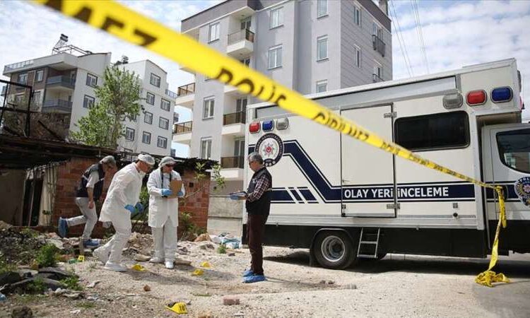 Tüfekle oynayan 7 yaşındaki çocuk annesini öldürdü