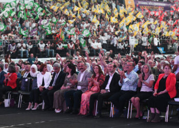 HDP’nin yeni Eş Genel Başkanları belli oldu