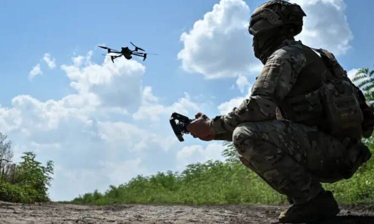 Ukrayna: Kırım’daki bir Rus askeri üssünü vurduk