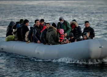 Türkiye ile İngiltere arasında  anlaşma: Kaçak Türkleri daha hızlı gönderecekler