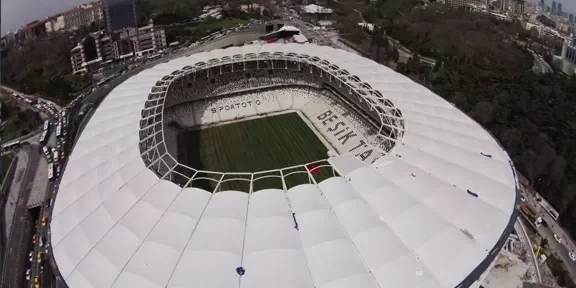 Ali Koç’un yönetiminde olduğu TÜPRAŞ, Beşiktaş’a sponsor oldu 1 Ali Koç’un yönetiminde olduğu TÜPRAŞ, Beşiktaş’a sponsor oldu