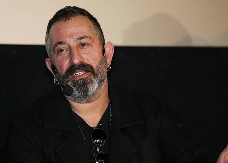 Cem Yılmaz, emekli maaşını açıkladı 1 Cem Yılmaz, emekli maaşını açıkladı