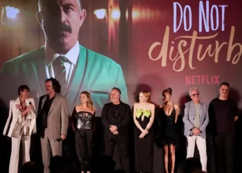Cem Yılmaz’ın ‘Do Not Disturb’ filminin galası yapıldı