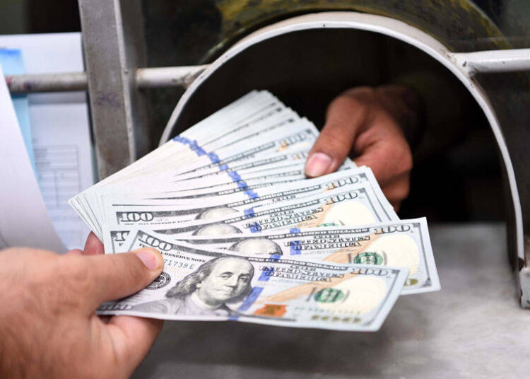 Haftanın ilk gününde döviz kuru 1 Haftanın ilk gününde döviz kuru