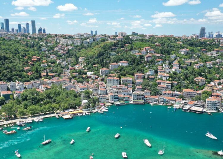 Kiracısına evden çıkması için 2 milyon lira verdi