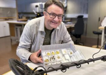 Çıktığı doğa yürüyüşünde büyük hazine buldu, dünya bu adamı konuşuyor