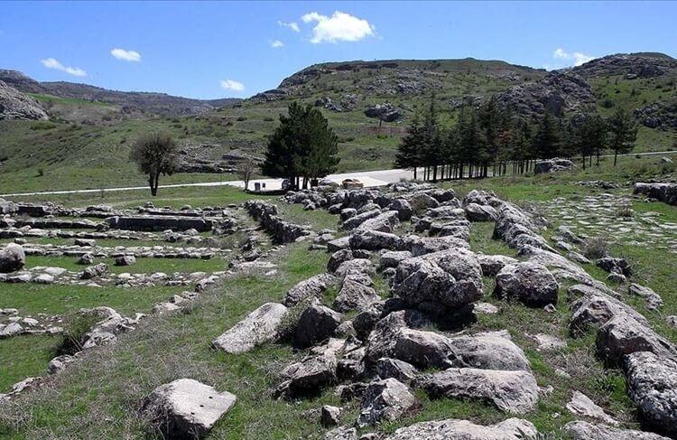 Çorum'da yeni bir dil keşfedildi: Hint-Avrupa dil ailesine mensup 1 Çorum’da yeni bir dil keşfedildi: Hint-Avrupa dil ailesine mensup