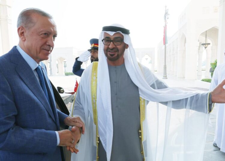 BAE'den Türkiye'ye kötü haber… Mehmet Şimşek sıcak para ziyareti yapmıştı 1 BAE’den Türkiye’ye kötü haber… Mehmet Şimşek sıcak para ziyareti yapmıştı