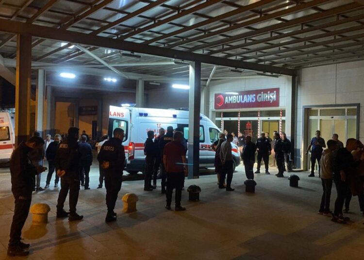 Düğünde istek şarkı kavgası: Bir ölü 1 Düğünde istek şarkı kavgası: Bir ölü