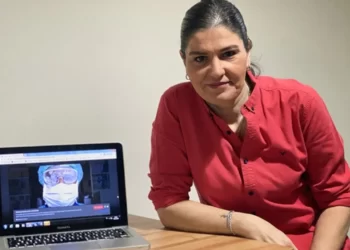 Açığa alınan TRT muhabiri Elif Akkuş, gözaltına alındı