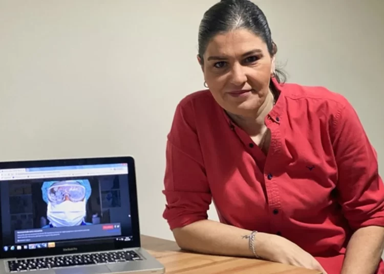 Açığa alınan TRT muhabiri Elif Akkuş, gözaltına alındı 1 Açığa alınan TRT muhabiri Elif Akkuş, gözaltına alındı
