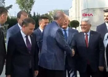 Tüm programları iptal edilmişti: Erdoğan AK Parti Genel Merkezi’nde