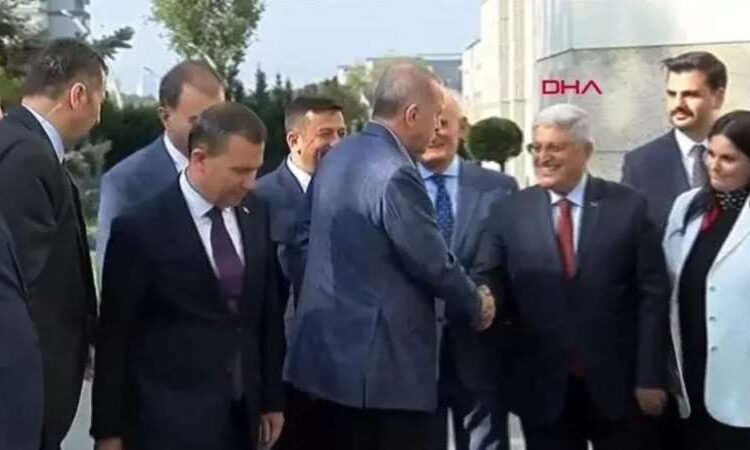 Tüm programları iptal edilmişti: Erdoğan AK Parti Genel Merkezi’nde