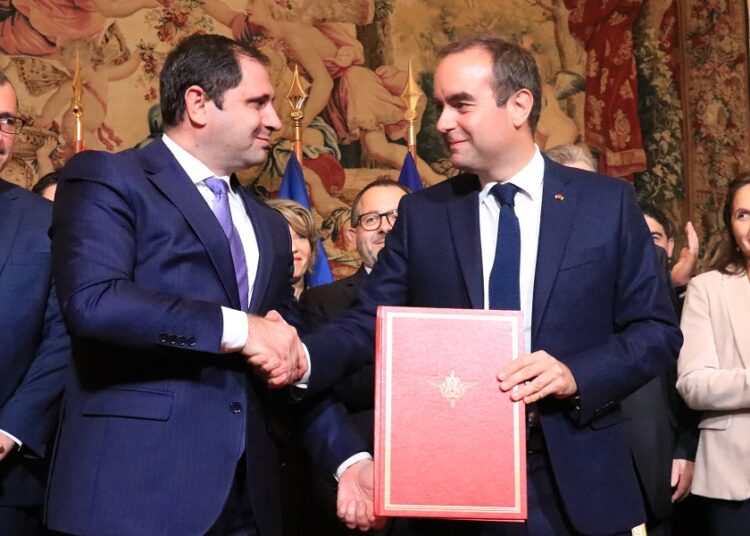 Fransa, Ermenistan’a savunma silahları satacak 1 Fransa, Ermenistan’a savunma silahları satacak