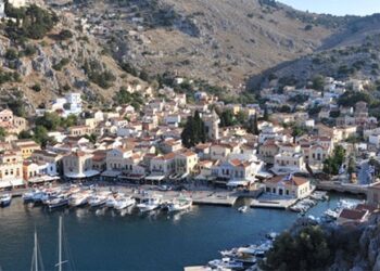 Yunanistan’dan Türkler için kapıda 1 yıllık ada vizesi jesti