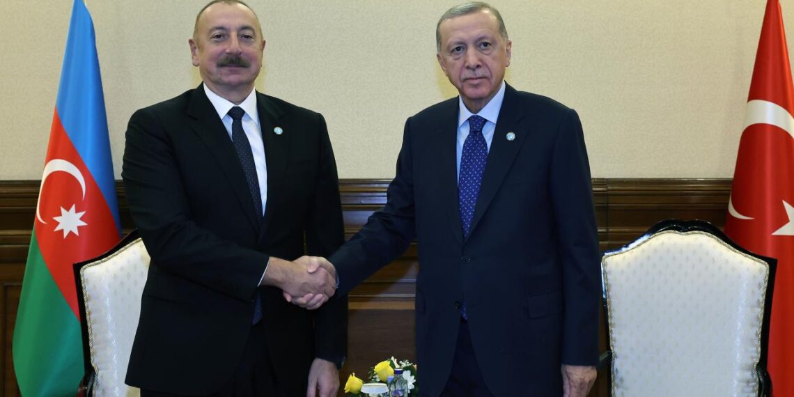 Anasayfa 74 Erdoğan, Azerbaycan Cumhurbaşkanı Aliyev ile görüştü