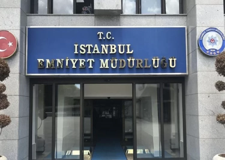 Gözaltına alınan kişilere işkence eden 6 polise dava açıldı 1 Gözaltına alınan kişilere işkence eden 6 polise dava açıldı