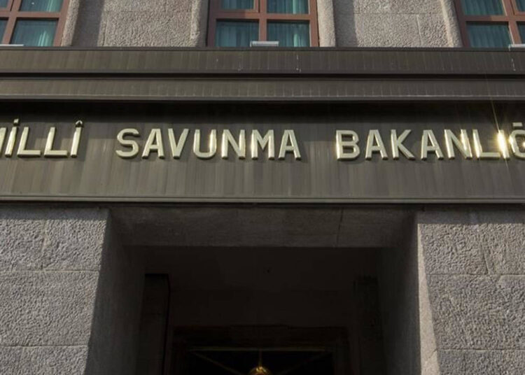MSB: Pençe-Kilit operasyonunda 3 asker şehit oldu 1 MSB: Pençe-Kilit operasyonunda 3 asker şehit oldu