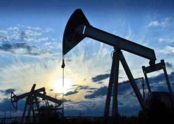 Brent petrol varil fiyatı yükselişe geçti