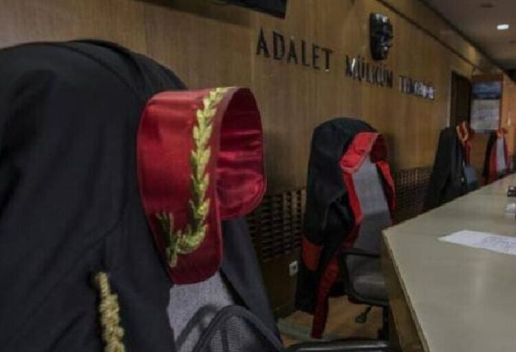 Adliyede yakalanan ‘sahte savcı’ tutuklandı