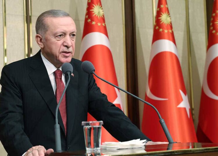 Erdoğan: Bütçeyi zorlama pahasına maaşlarda yüksek oranlı artışlara gittik