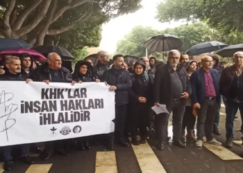 İnsan Hakları Haftası’nda KHK’lılardan eylem: ‘Anayasa ihlali suçu devam ediyor’