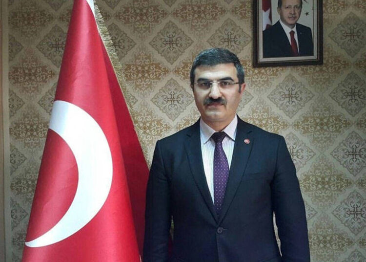 Devleti dolandıran müdür görevden alındı 1 Devleti dolandıran müdür görevden alındı