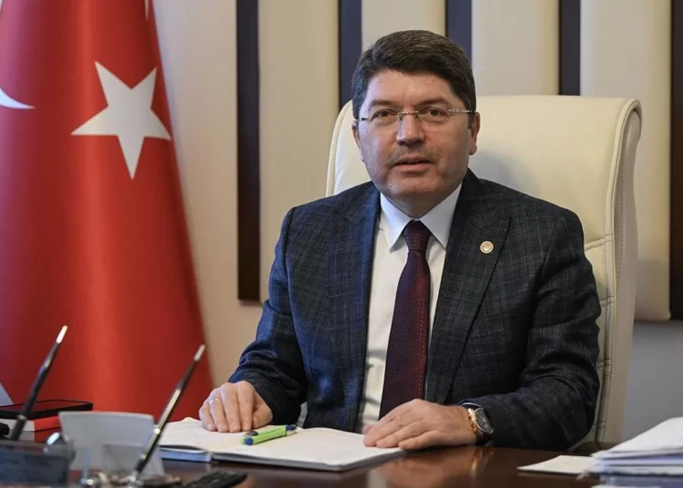 Bakan Tunç'tan AİHM ve Kavala açıklaması: Süreç kendi mecrasında sürüyor 1 Bakan Tunç’tan AİHM ve Kavala açıklaması: Süreç kendi mecrasında sürüyor