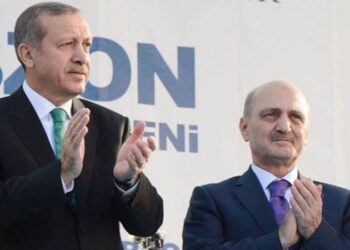 Eski Bakan Erdoğan Bayraktar’dan ülkeyi kurtarma reçetesi