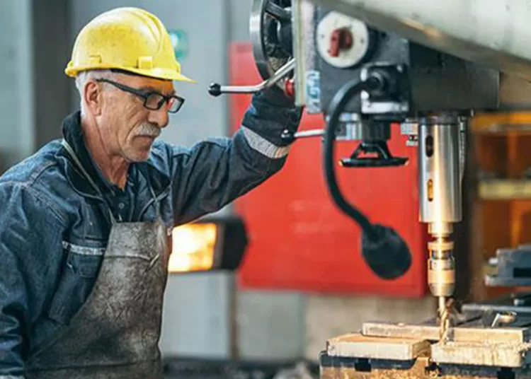 Çalışan emeklilere 5 bin TL ikramiye Meclis’ten geçti